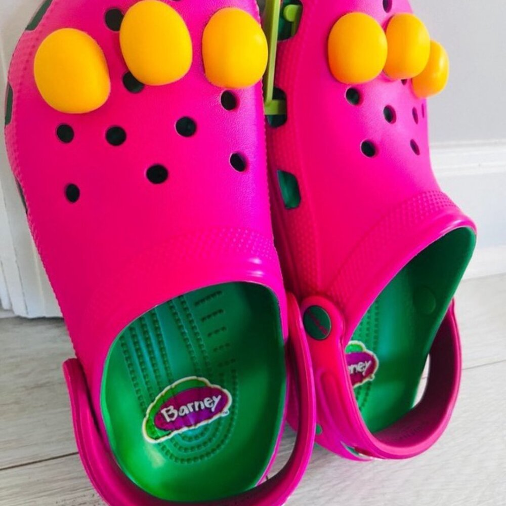 BARNEY CROCS SIZE J4 - Picture 3 of 5